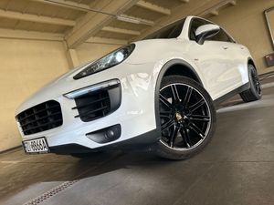 Porsche Cayenne II Diesel Platinum Edition 2017