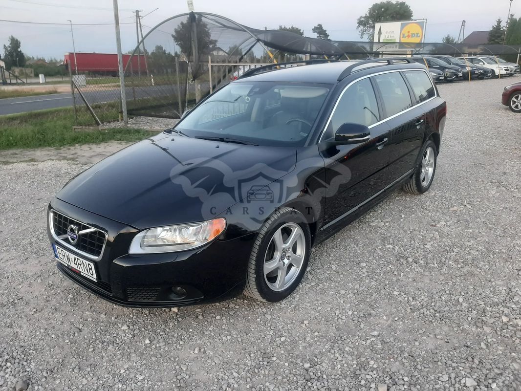 Volvo V70 III D3 Geartronic Summum 2013