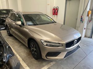 Volvo V60 II B4 D Core 2023