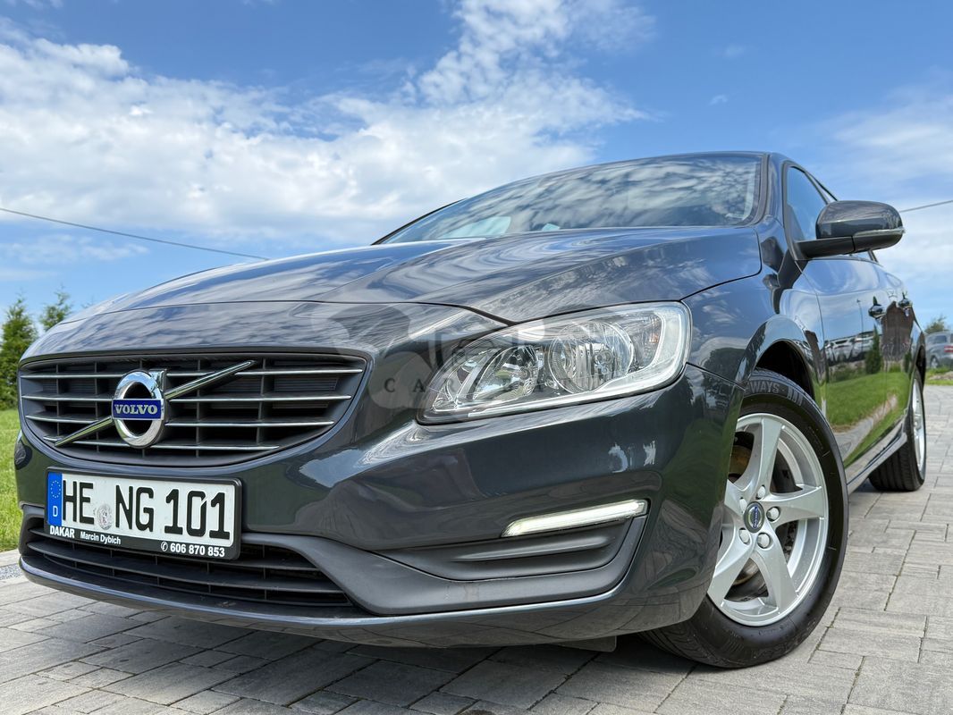 Volvo V60 I D2 Momentum 2015