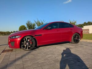Jaguar XE 2.0 P250 R-Dynamic Black 2022