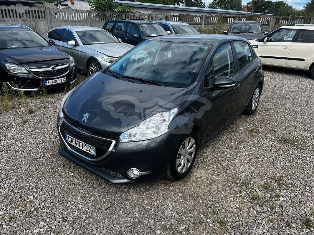 Peugeot 208 2015