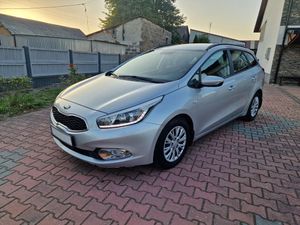 Kia Ceed II Cee'd 1.6 CRDi M 2014