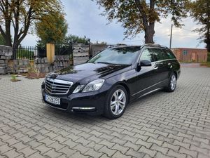 Mercedes-Benz E W212/W207 250 BlueTEC 4-Matic Avantgarde 2012