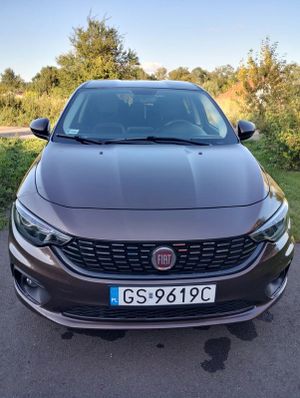 Fiat Tipo II 1.4 T-Jet 16v Lounge EU6d 2018