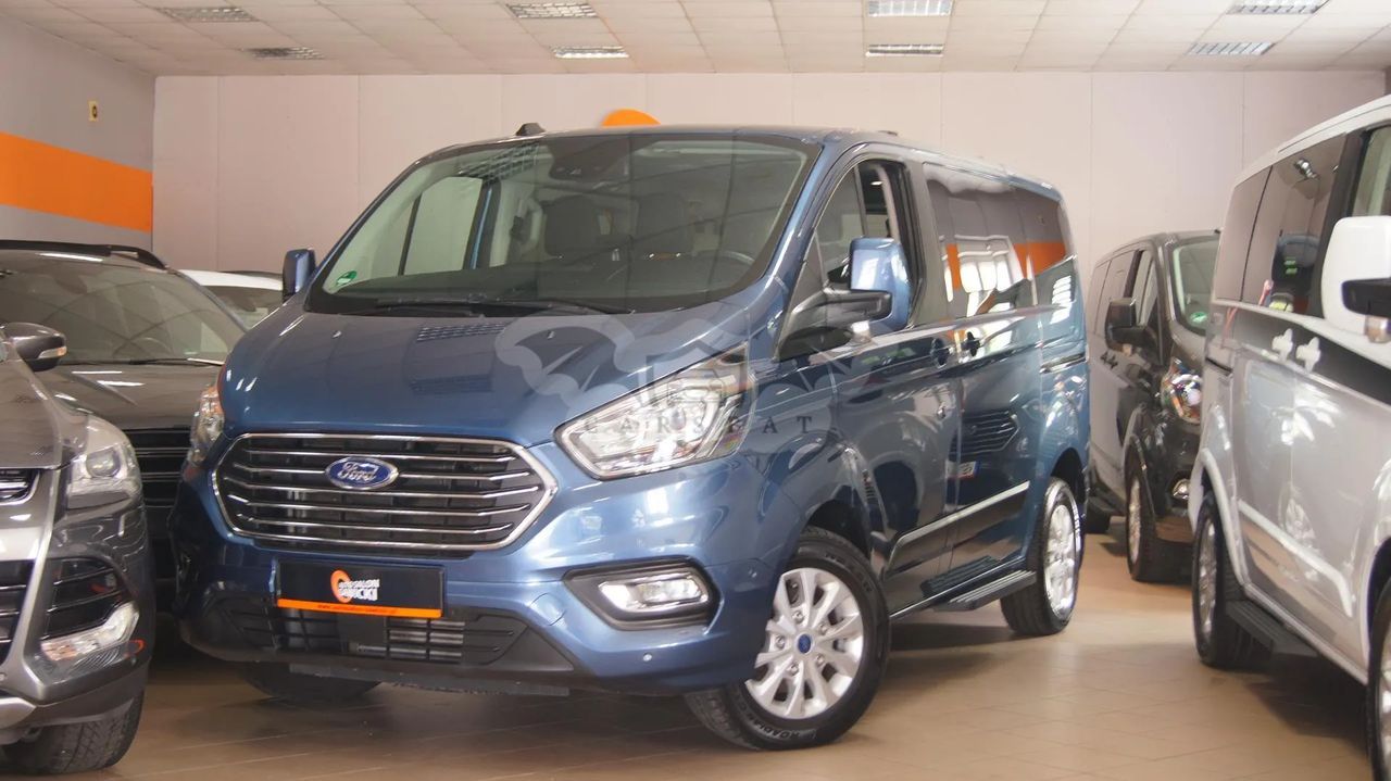 Ford Tourneo Custom 2.0 EcoBlue L1 Titanium SelectShift 2020
