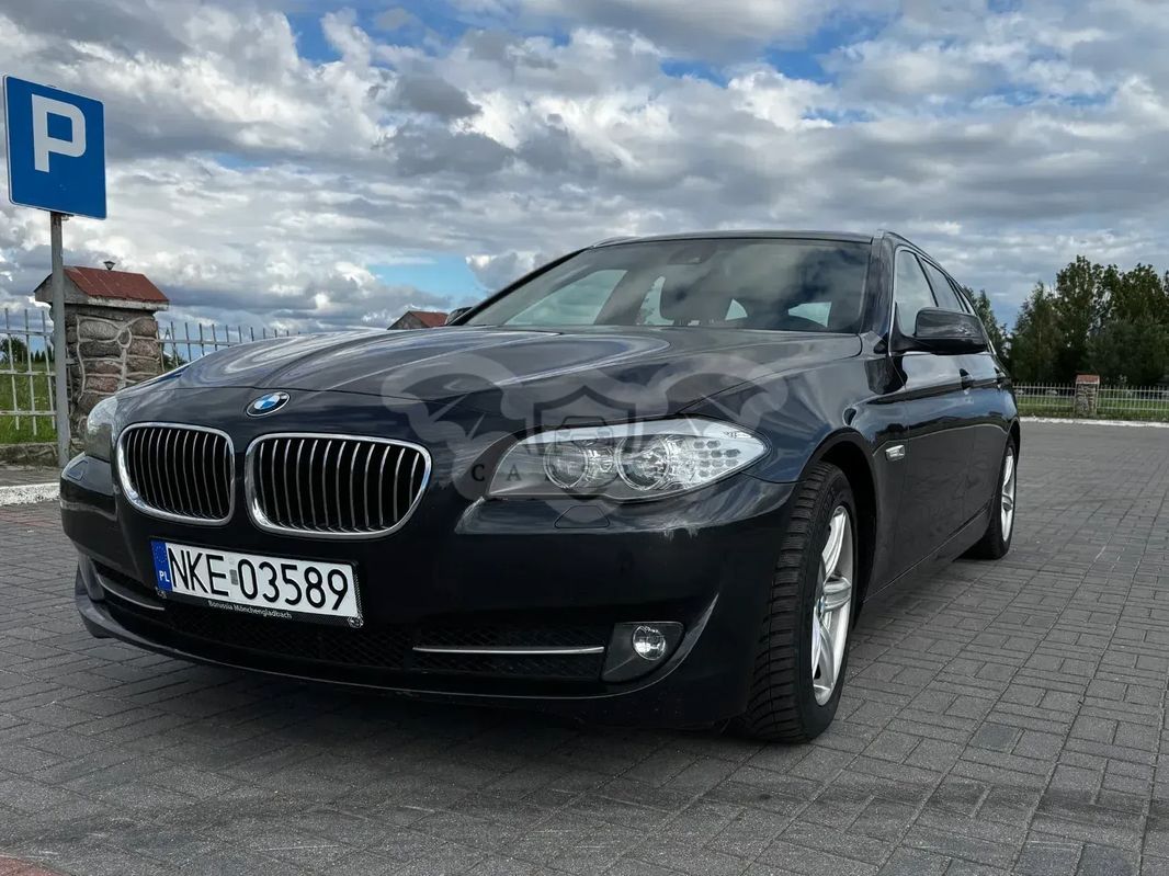BMW 5 Series F10/F11 525d Touring 2012