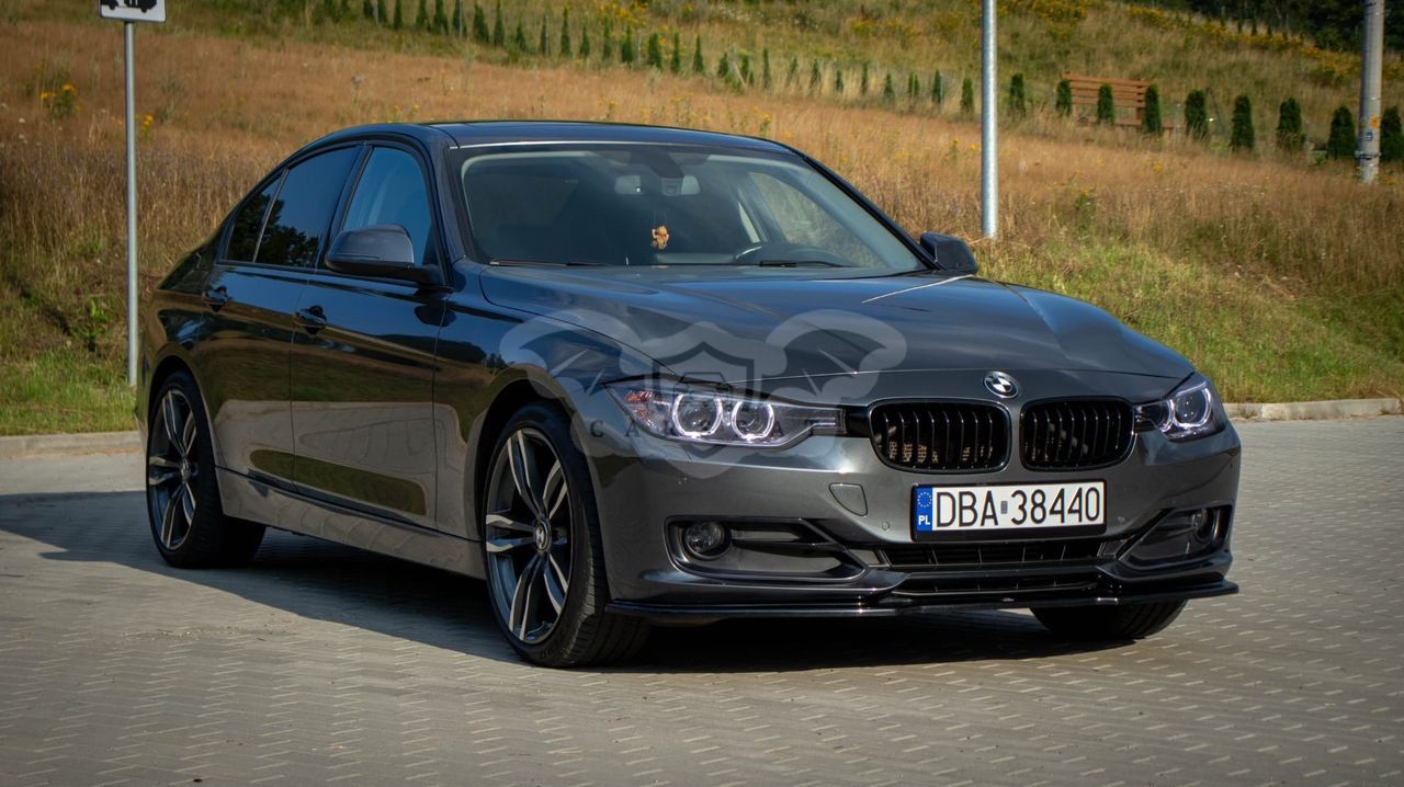 BMW 3 Series F30/F31 320d Touring xDrive Sport Line 2014