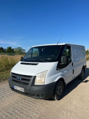 Ford Transit 2011