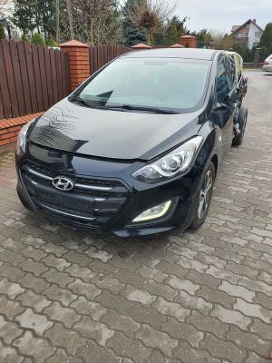 Hyundai i30 II Fastback 1.6 CRDI Premium 2017