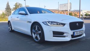 Jaguar XE 2.0 D R-Sport 2016