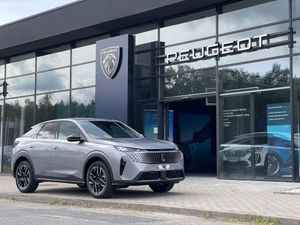 Peugeot 3008 III 1.2 PureTech mHEV Allure e-DCS6 2025