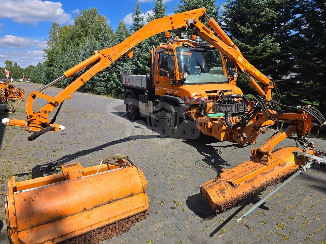Mercedes-Benz Unimog 2014