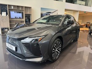 Lexus RZ 450e Prestige DIRECT4 2025