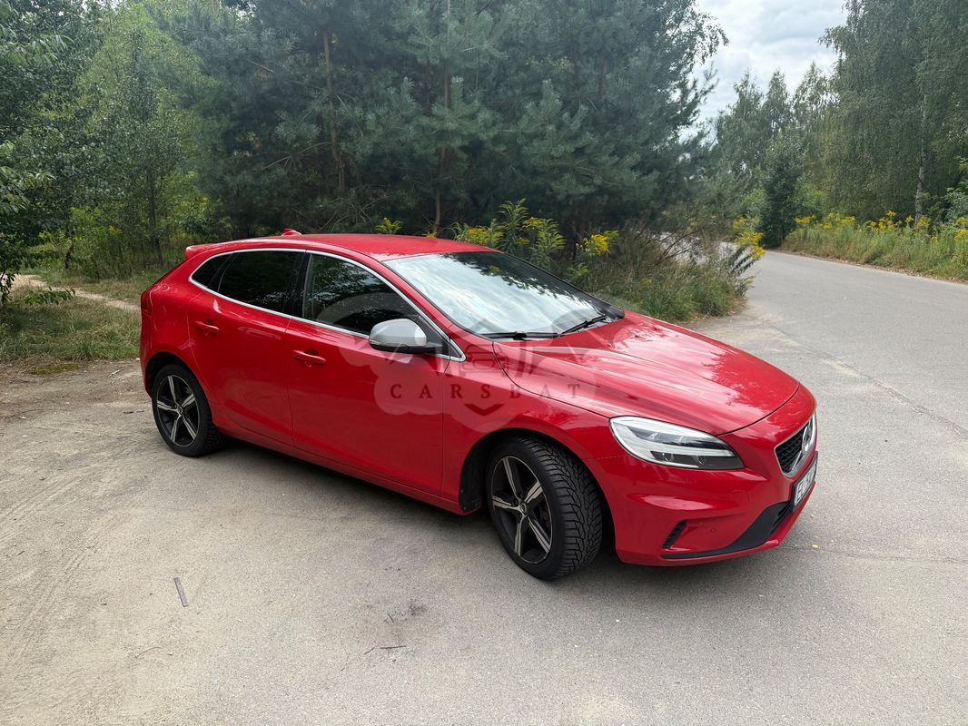 Volvo V40 II T3 Drive-E R-Design Momentum 2018
