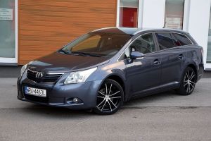 Toyota Avensis III 1.8 Sol 2009