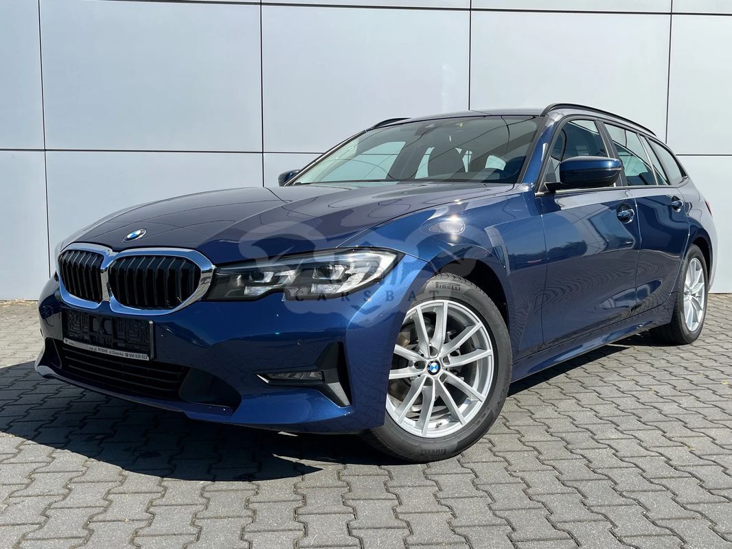 BMW 3 Series G20/G21 318d Touring Advantage 2022