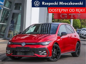 Volkswagen Golf VIII 2025
