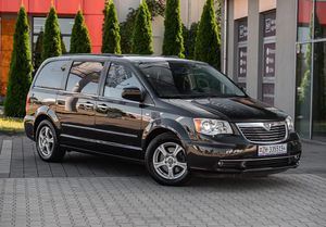 Lancia Voyager 2012