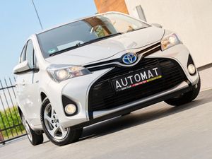 Toyota Yaris III Hybrid 1.5 VVT-i 2015