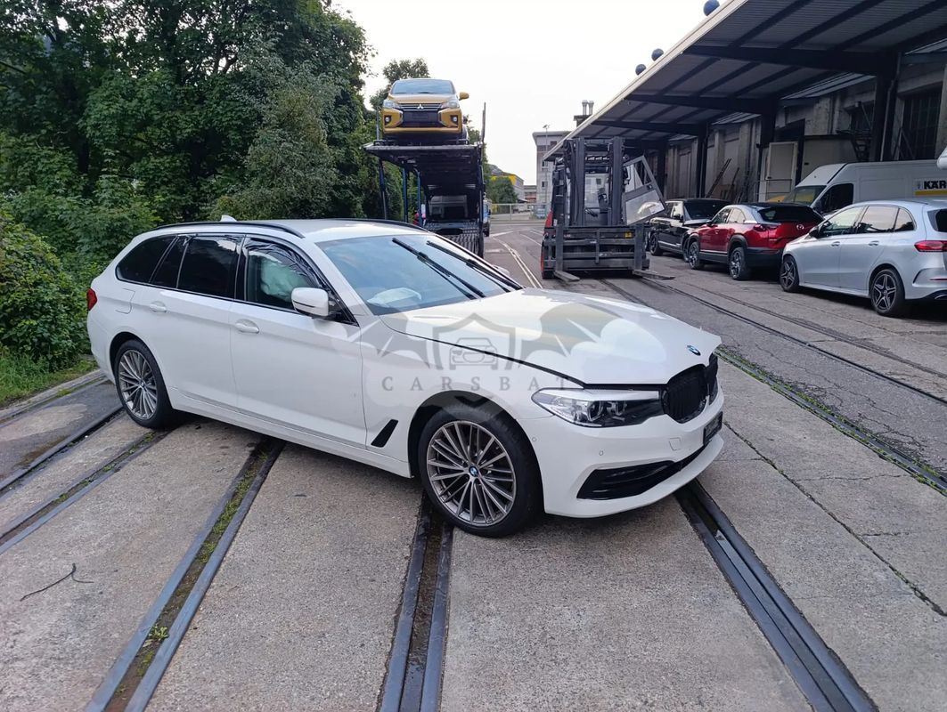 BMW 5 Series G30/G31 520d xDrive Touring Luxury Line 2019