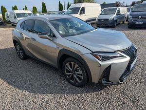 Lexus UX 2024