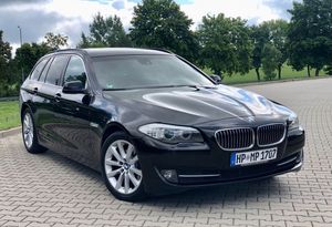 BMW 5 Series F10/F11 520d Touring 2010