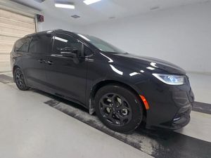 Chrysler Pacifica 2021