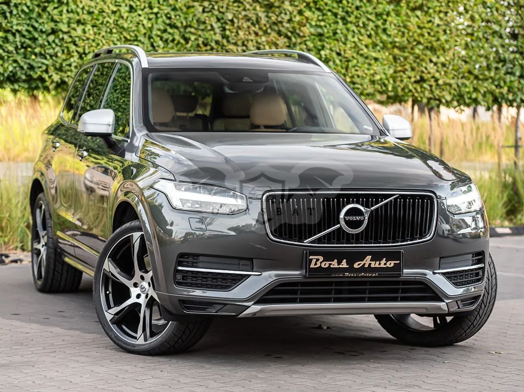 Volvo XC90 II D5 AWD R-Design 2017