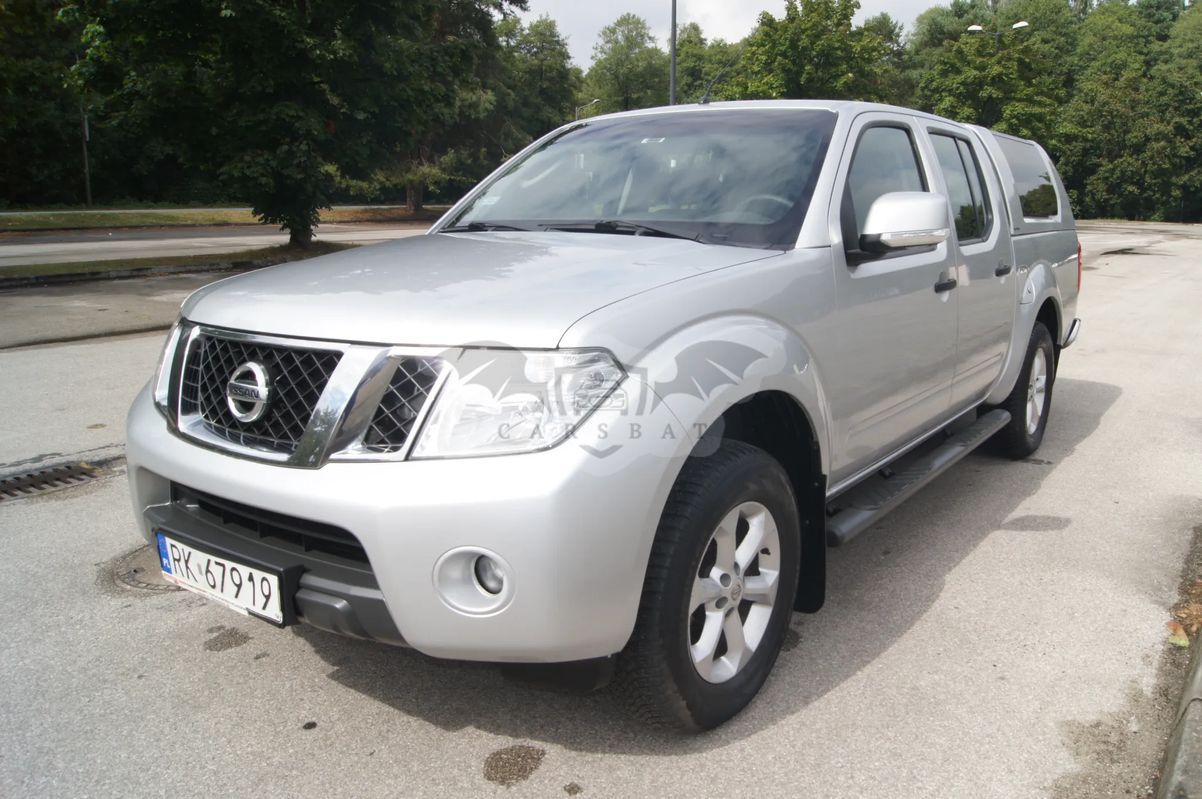 Nissan Navara 2.5 D SE Long EU5 2012