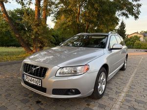 Volvo V70 III 2.0D Momentum 2009