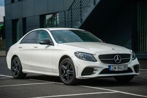 Mercedes-Benz C W205 180 9G-TRONIC 2019