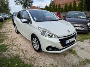 Peugeot 208 I 1.2 PureTech Allure 2016