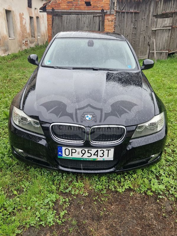 BMW 3 Series E90/E91/E92/E93 318i 2009