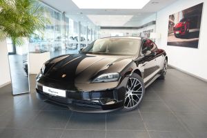 Porsche Taycan 2025