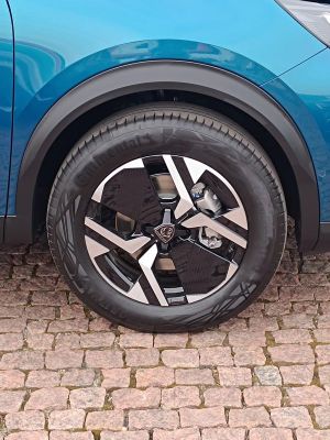Peugeot 2008 II 1.2 PureTech Allure S&S EAT8 2025