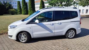 Ford Tourneo Courier 2017