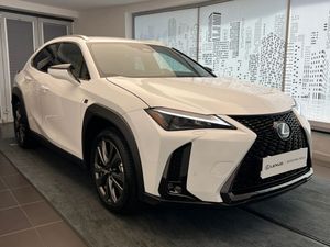 Lexus UX 300h F Sport Design 2025