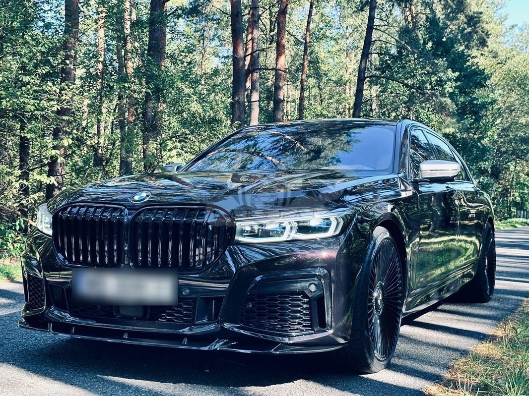 BMW 7 Series G11/12 M760Li xDrive 2018