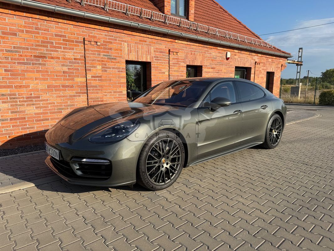 Porsche Panamera GTS 2023