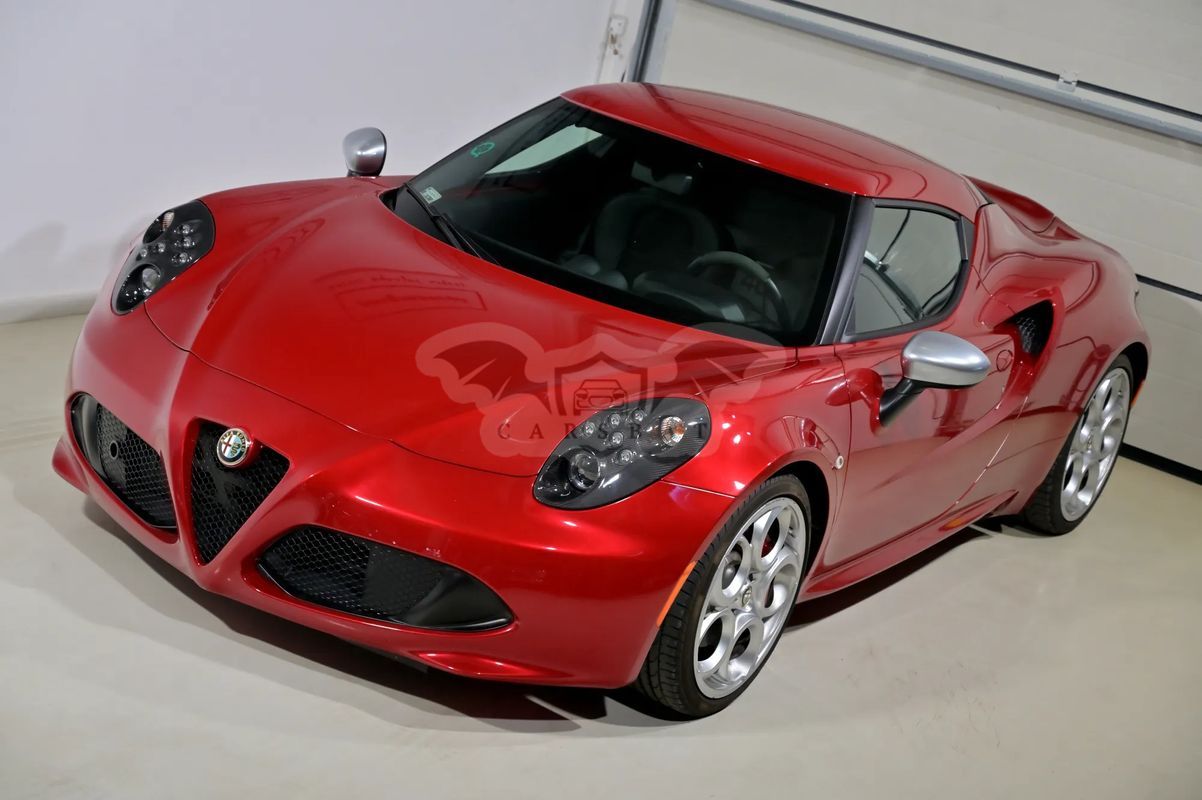 Alfa Romeo 4C 1750 TBi TCT 2015
