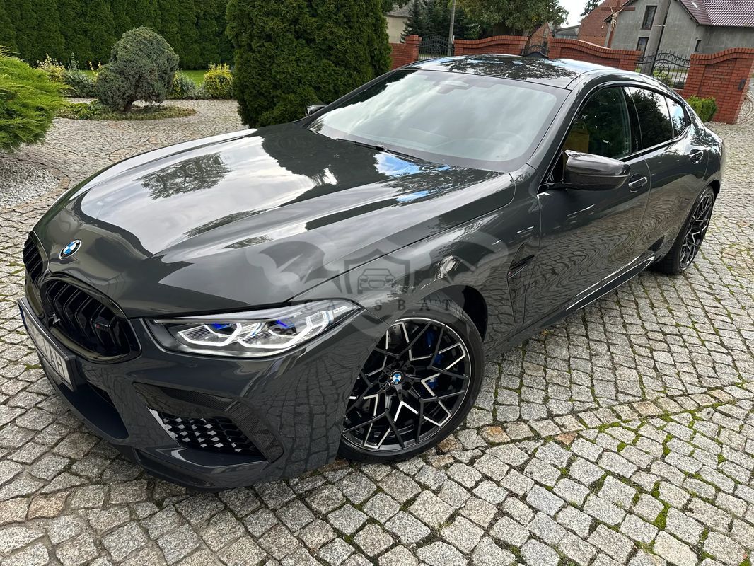 BMW M8 2025