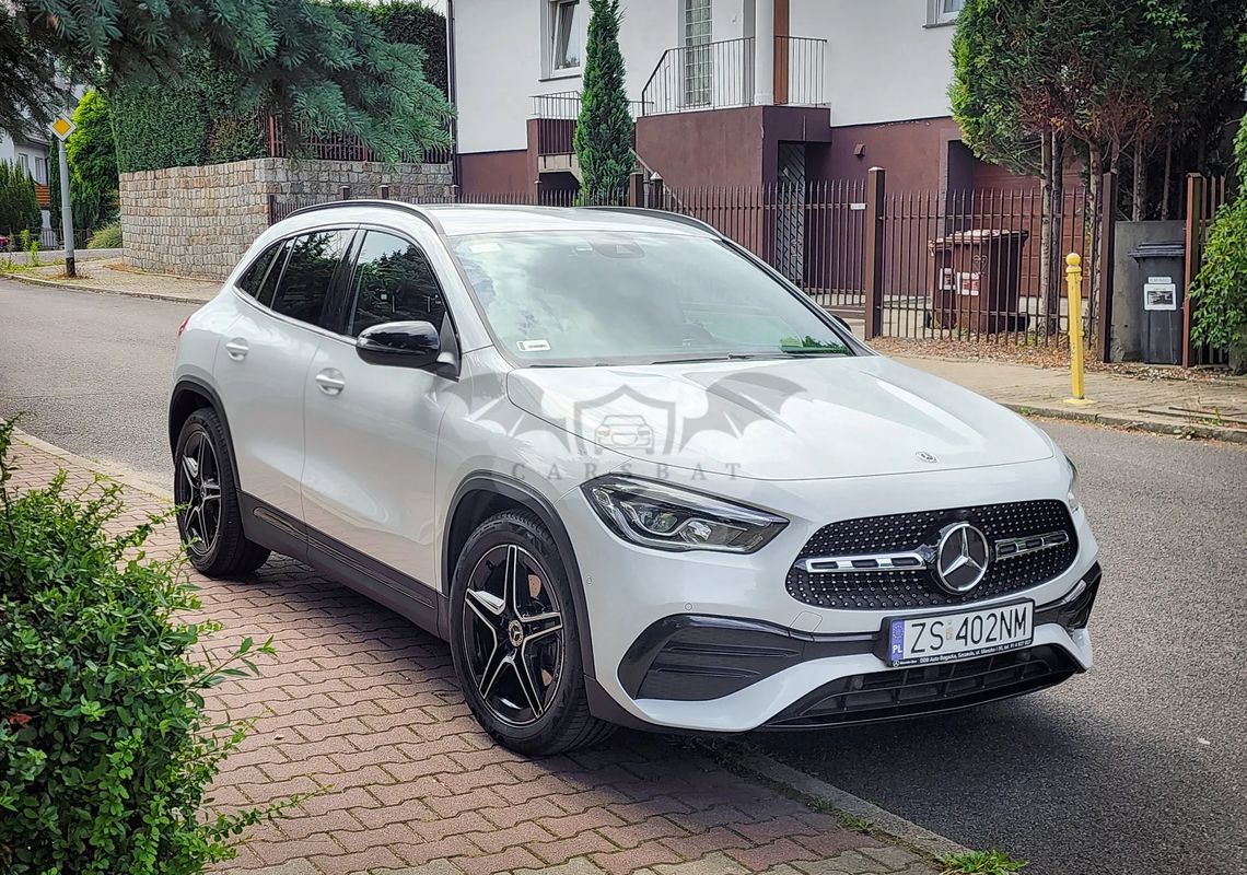 Mercedes-Benz GLA 200 AMG Line 2021