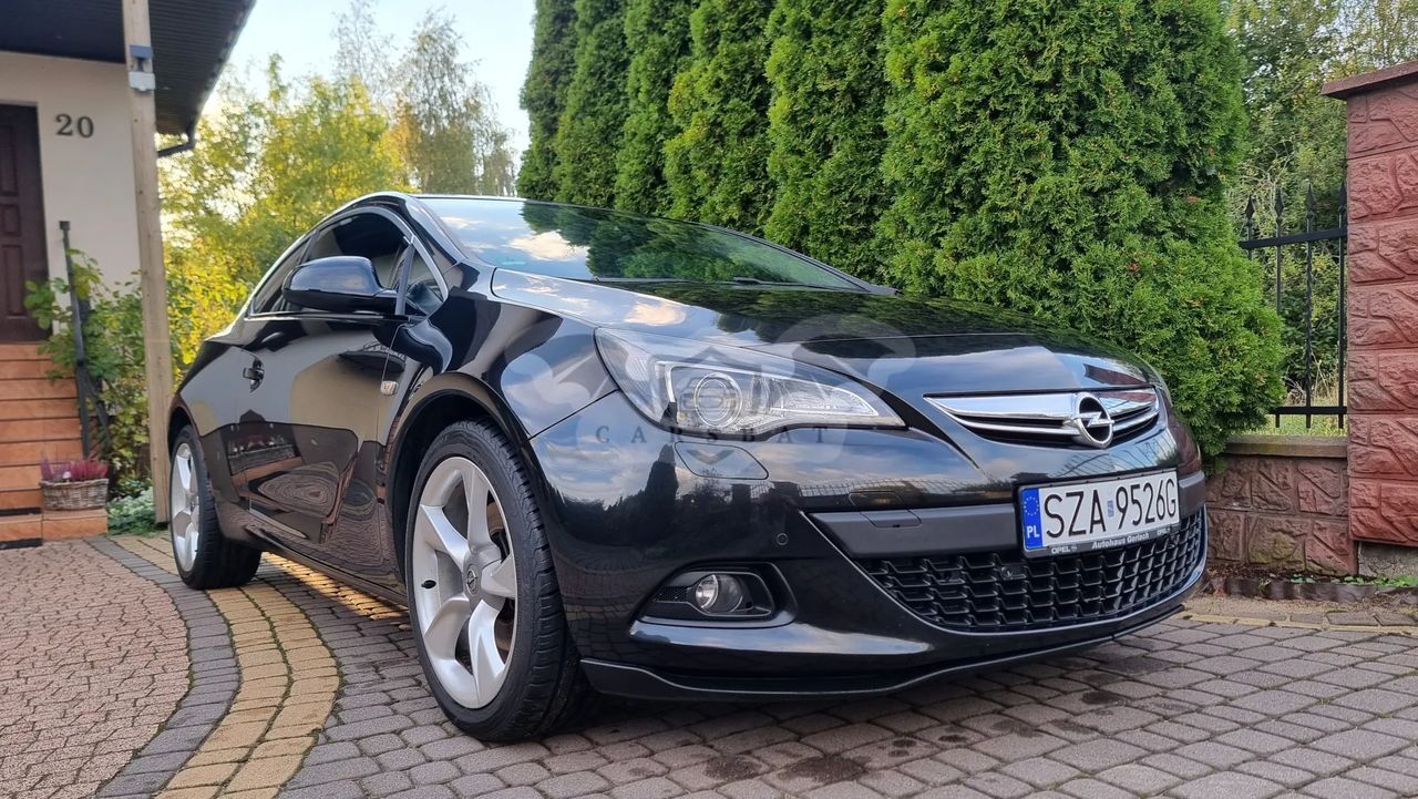 Opel Astra J 1.4 Turbo 2012