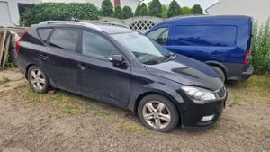 Kia Ceed I 1.6 CRDi 128 Dream Team Edition 2010