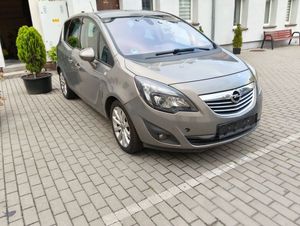 Opel Meriva II 1.4 Design Edition 2011