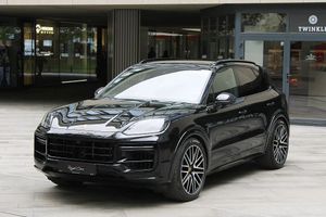 Porsche Cayenne III Turbo E-Hybrid PHEV 2024
