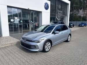 Volkswagen Golf VIII 2025