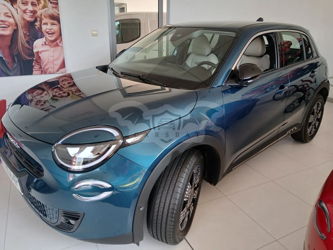 Fiat 600 1.2 Turbo Hybrid eDCT 2025