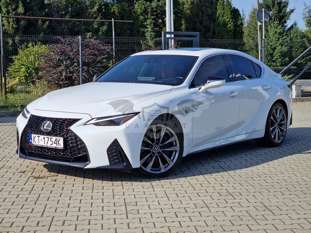 Lexus IS III 2021
